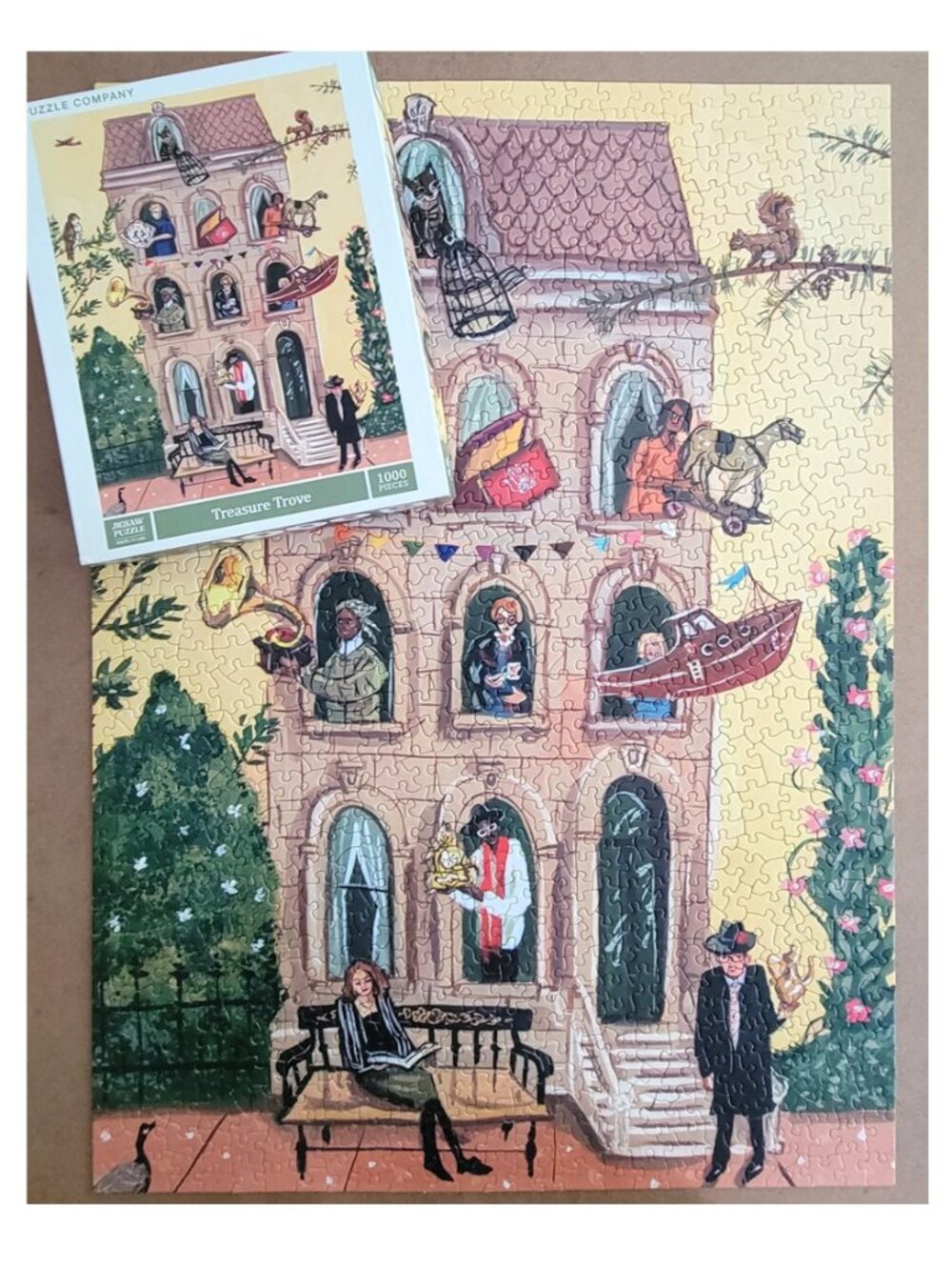 New York Puzzle Company TREASURE TROVE Jigsaw Puzzle 1000 pieces - Picture 5 of 8
